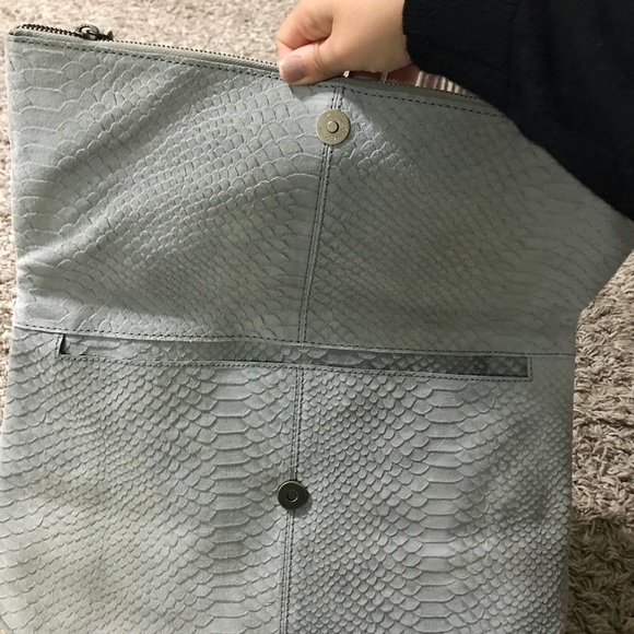 NWOT CHINESE LAUNDRY KARLINA FOLDOVER CROSSBODY - Picture 7 of 8